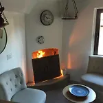 Samgiuvino Nyaraló