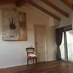 Samgiuvino Nyaraló Brienno