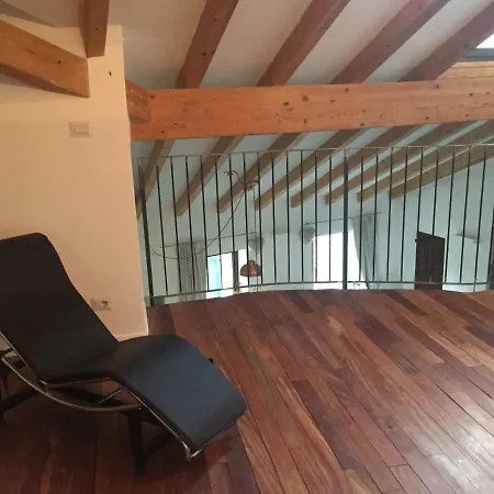 Samgiuvino Vakantiehuis Brienno